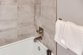 Stonegate Resort Unit B108